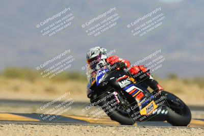 media/Mar-22-2025-CVMA (Sat) [[462c0ffedb]]/Race 13-Amateur Supersport Middleweight/